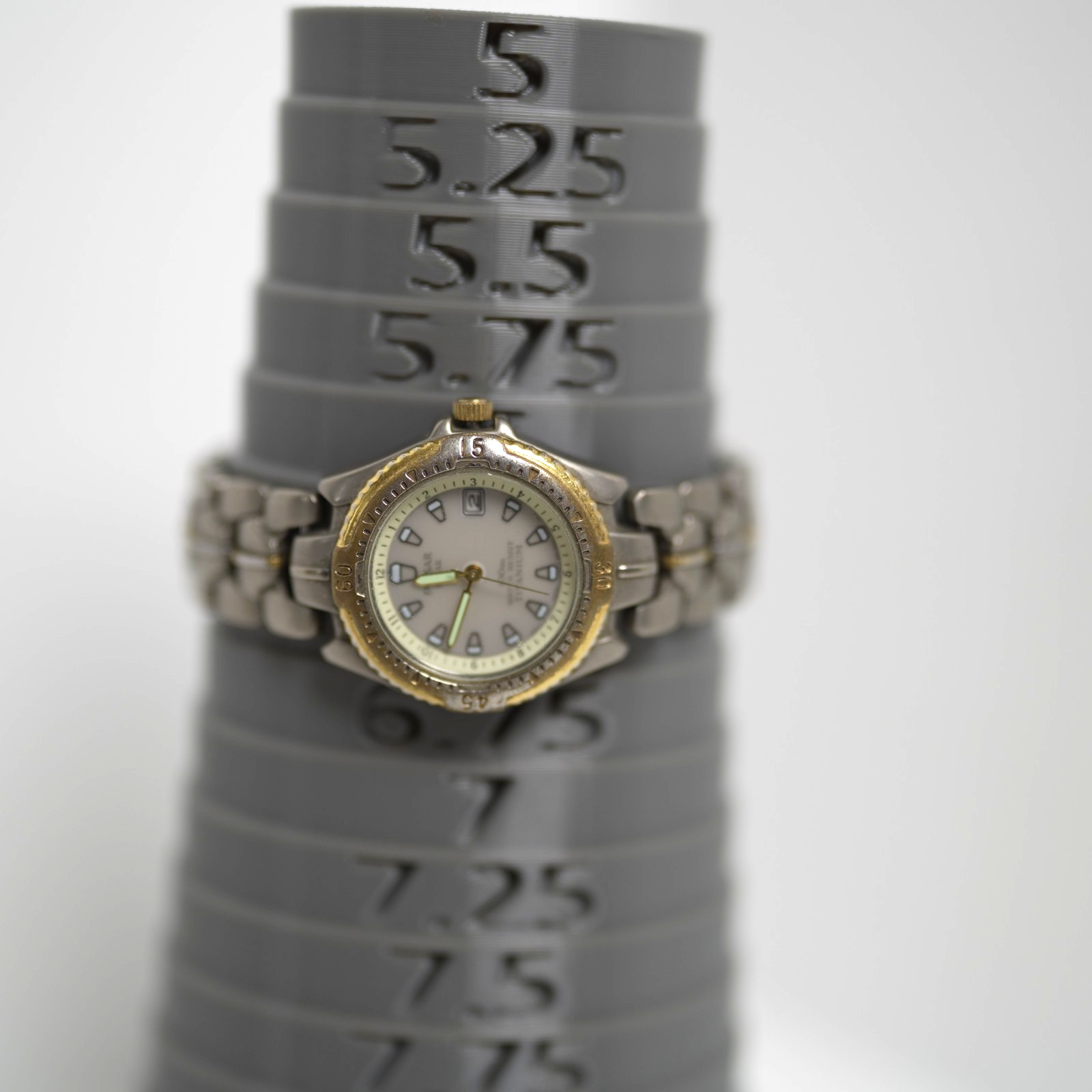 Pulsar Solar Titanium Men’s Watch V182-0A10 Cream Dial Two Tone Date – As-Is