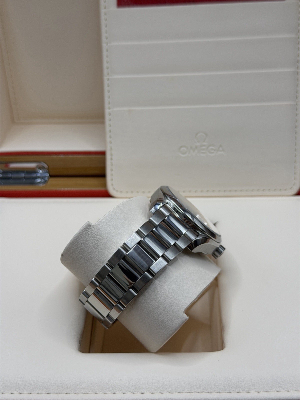 2023 Omega Seamaster Aqua Terra 38mm Blue – Box And Papers- 231.10.39.21.03.002