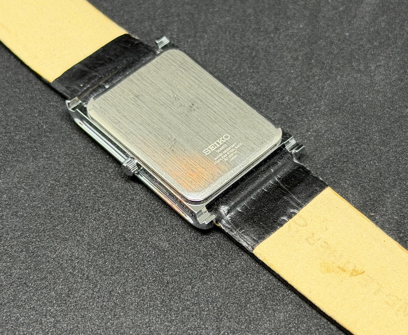 Rare Vintage Seiko Slim Tank Japan Made Men’s Wrist Watch