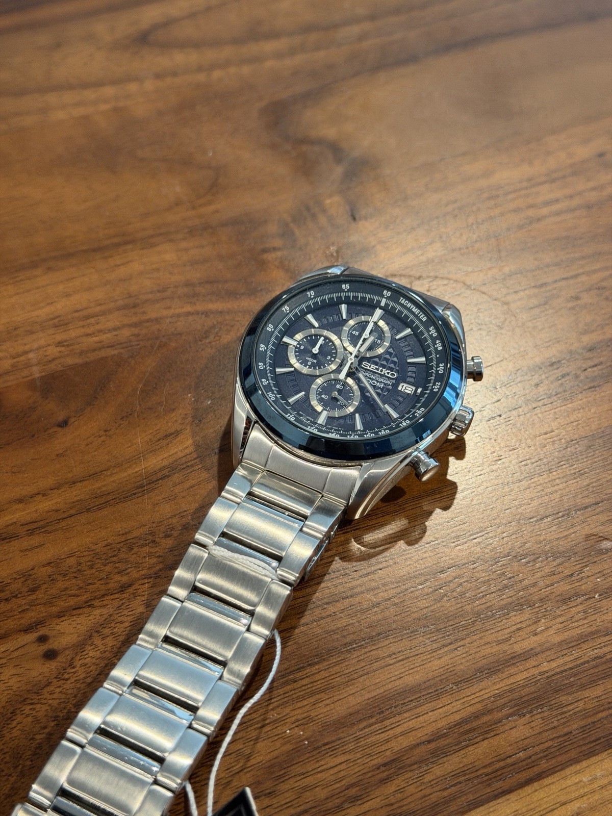 Seiko Men’s Blue Quartz Chronograph Tachymeter 43mm 100m Steel Watch Box