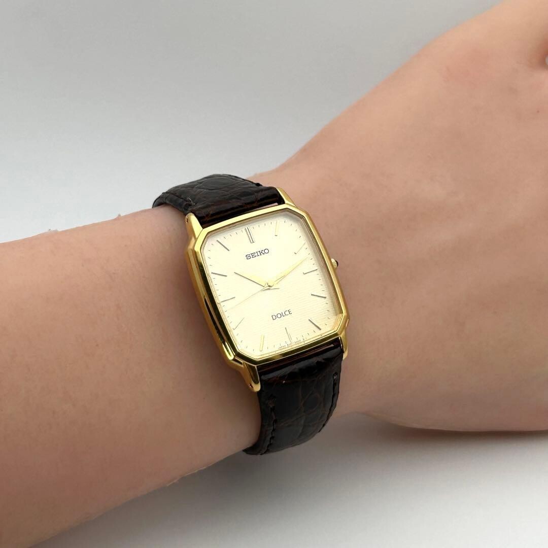 SEIKO Dolce 8J41-5000 Mens Gold Rectangular Quartz Dress Watch Japan 1994