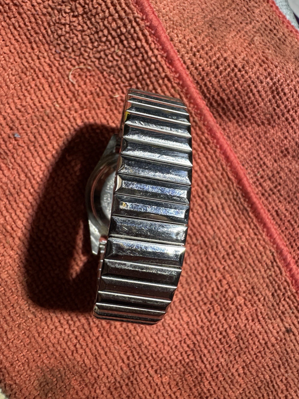 Vintage 61 Bulova 23Jewels Automatic Stainless Steel M1 Linen Sunburst Dial Runs