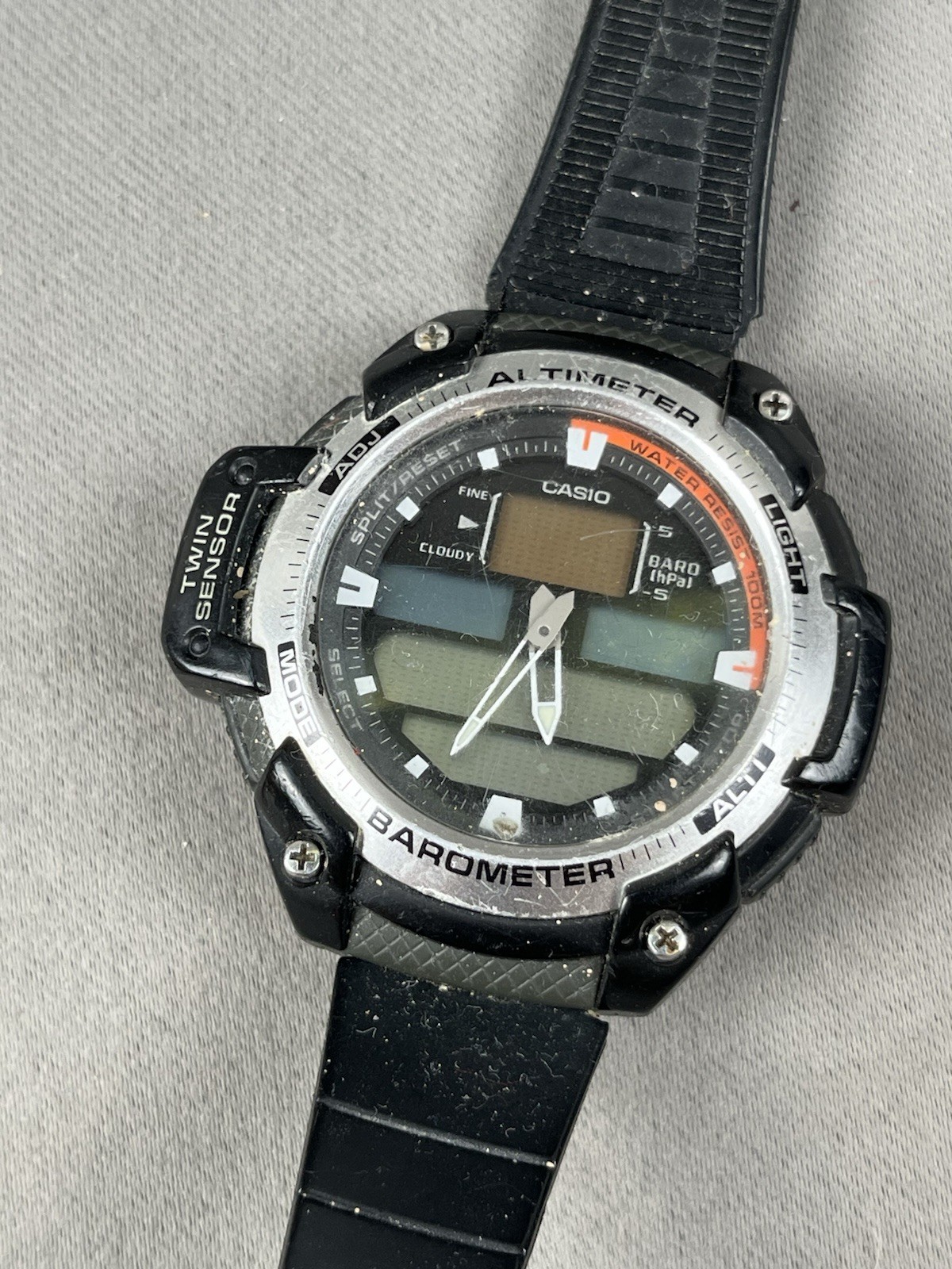 Casio SGW-400H 5176 Twin Sensor Altimeter Barometer UNTESTED! AS-IS
