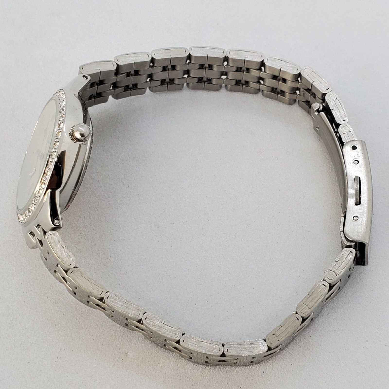 Women’s Watch 28MM Crystal Bezel Gray Dial Bracelet Band 7.25″ New Battery