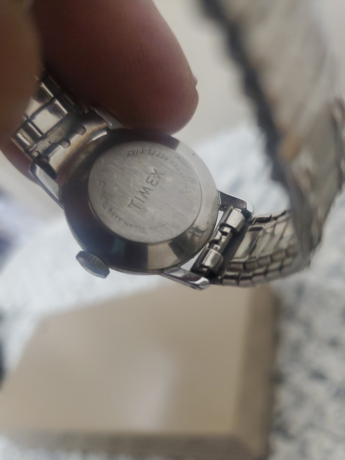vintage womens timex wind up running well keeps time