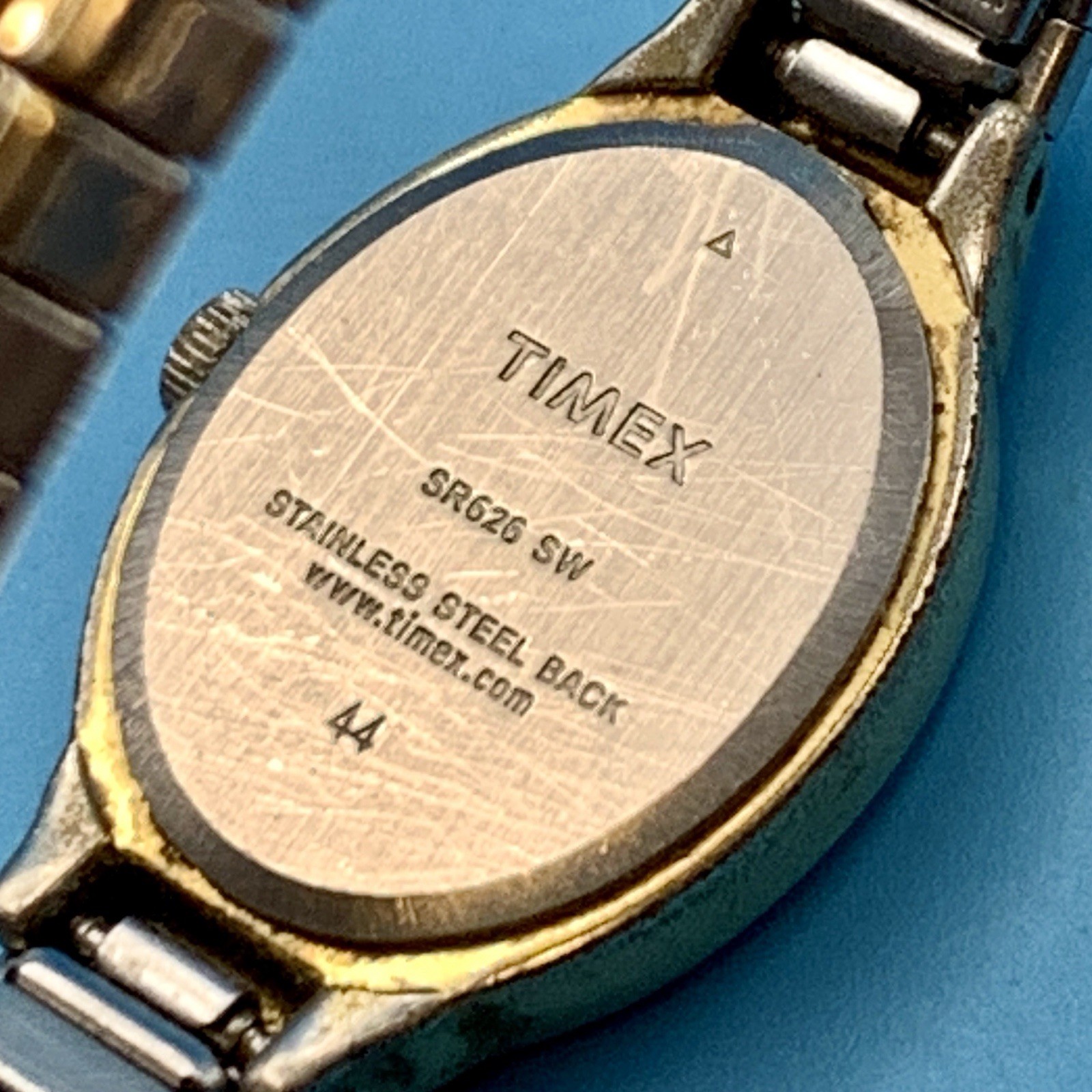 TIMEX CAVATINA Women’s 2017 Dress Quartz Wristwatch Stretch Band Works New Batt