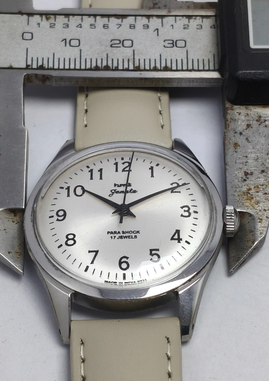 HMT Janata 17 Jewels Hand-Winding Wrist Watch For Men’s In Working Condition