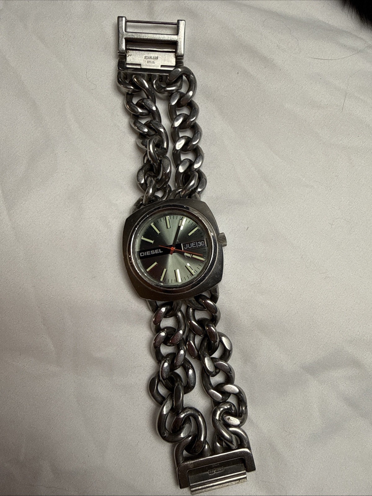 Vintage Diesel DZ-2091 Dual Chain Quartz Watch Japan 10 Bar Lug To Lug 7”