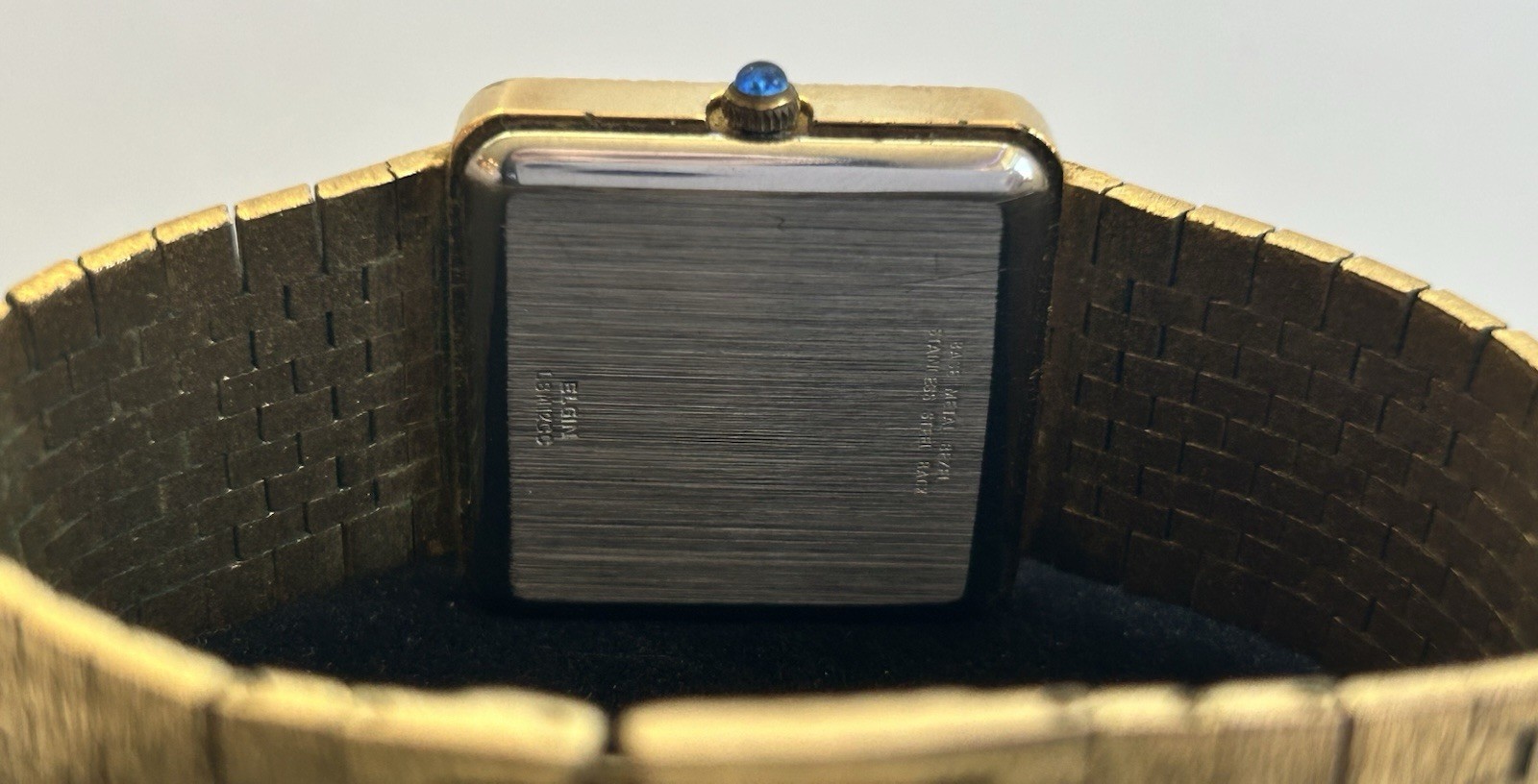 Lord Elgin Quartz Vintage 1980s Gold Tone Square 24-28mm Textured Dial