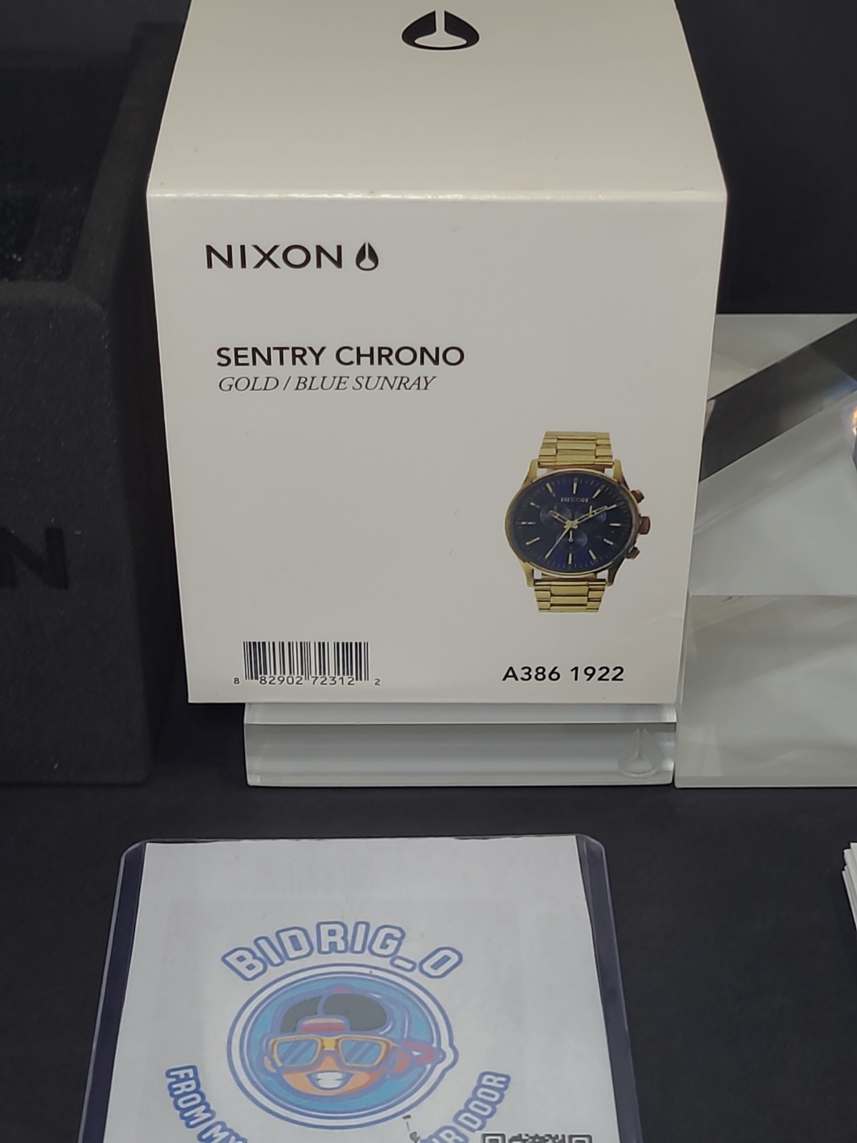 Nixon Sentry Chrono Gold/ Blue Sunray Watch A386-1922 Stainless Steel 42mm Dial