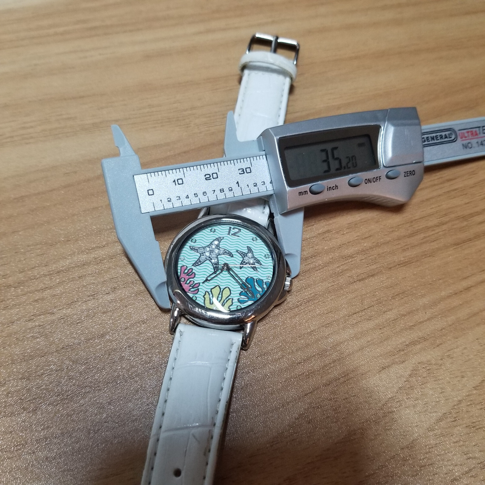 Starfish Rhinestone Ladies Watch Underwater Ocean Beach Summer Fish Coral 35mm