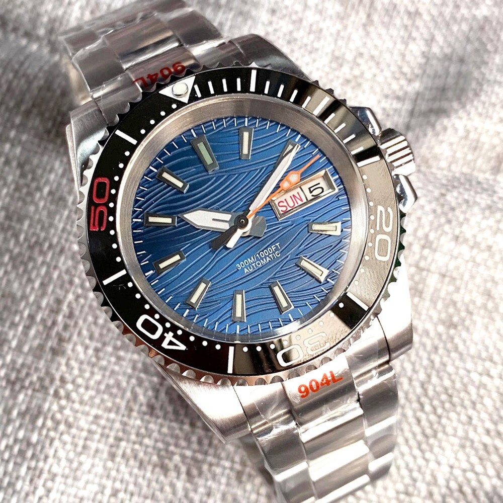 40MM NH36A Blue Dial Automatic Men Watch Sapphire Glass Luminous Screw Crown