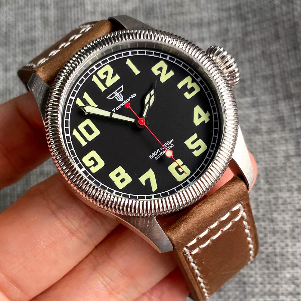 20ATM Diver 39mm Japan NH35A PT5000 Automatic Movement Men Watch Big Crown Lume
