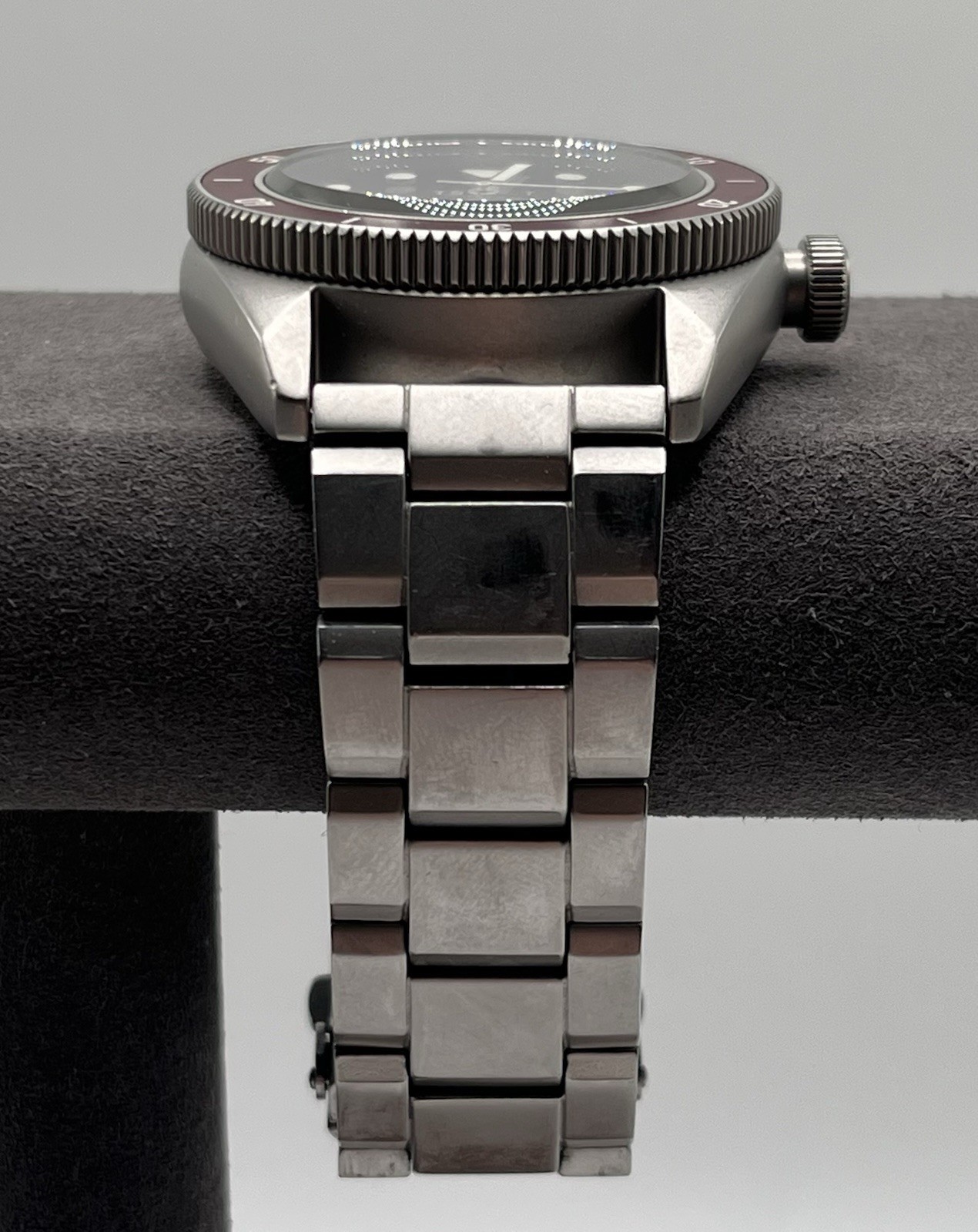 Tsovet Burgundy Blood JMT Men’s Automatic Watch – TS-4001-22