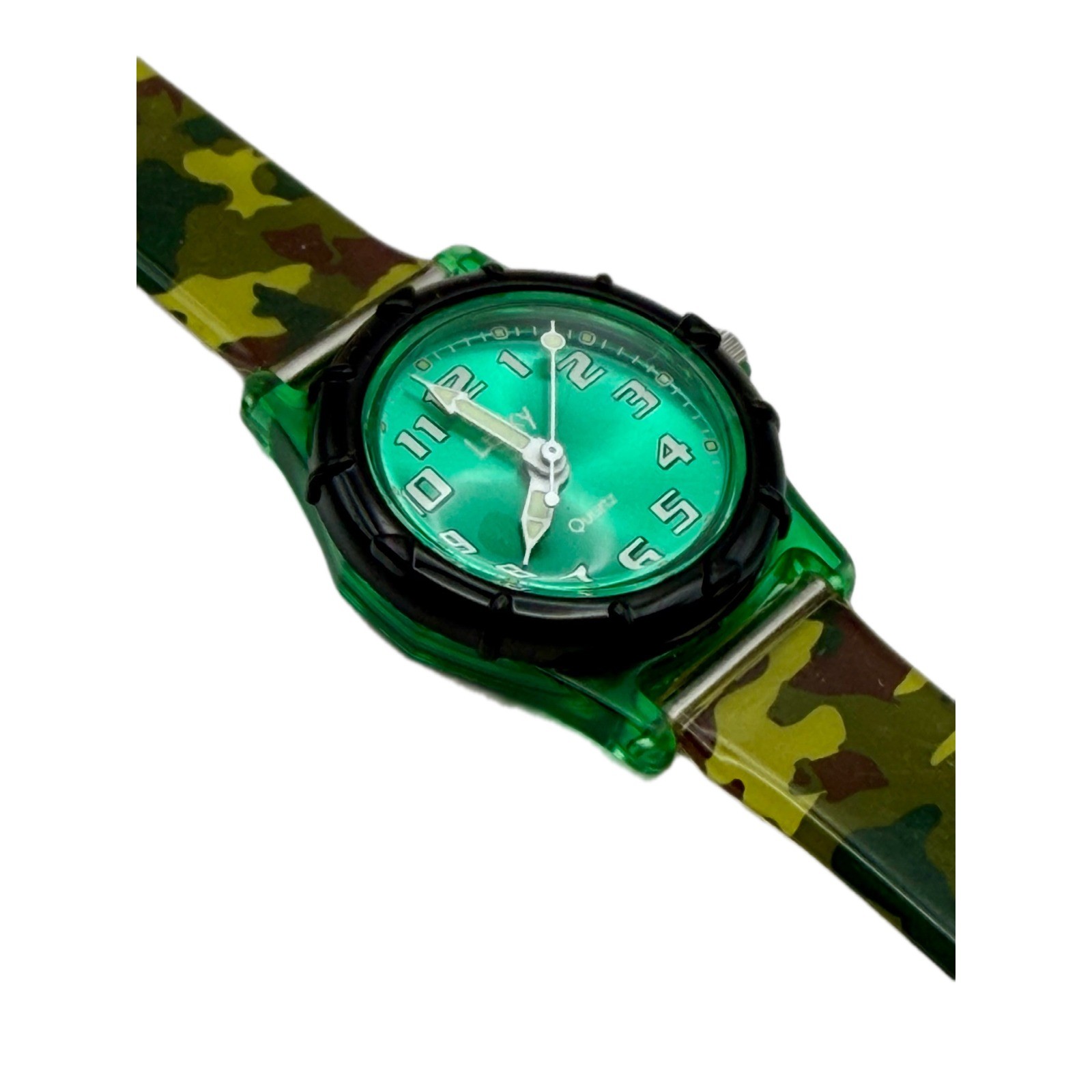 Lucky by Dingbats Green Camo Analog Watch Japan Quartz LK8017 Camouflage Strap