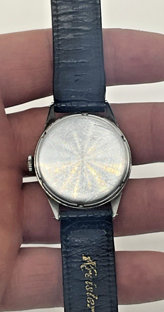MENS VINTAGE MILITARY WITTNAUER STAINLESS STEEL WATCH