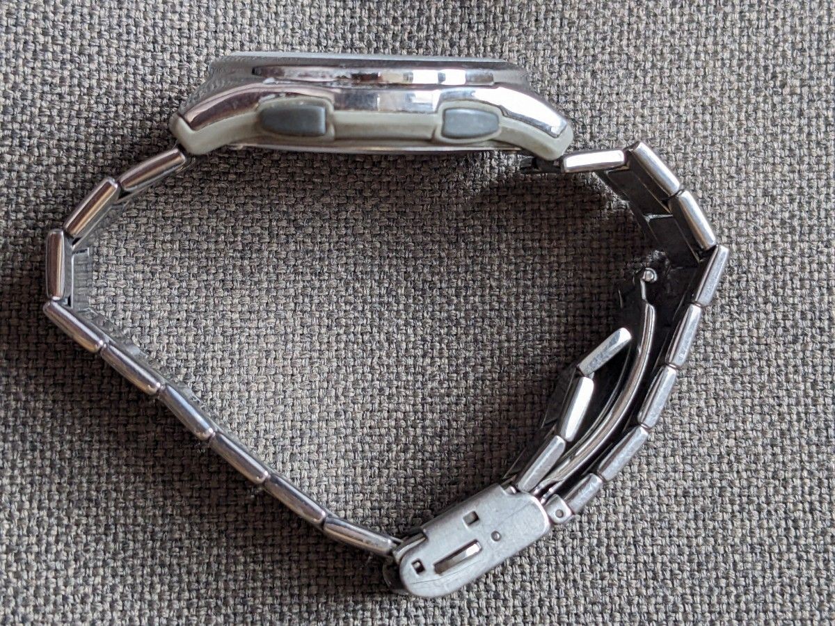 CASIO Waveceptor Radio Solar WVA M600