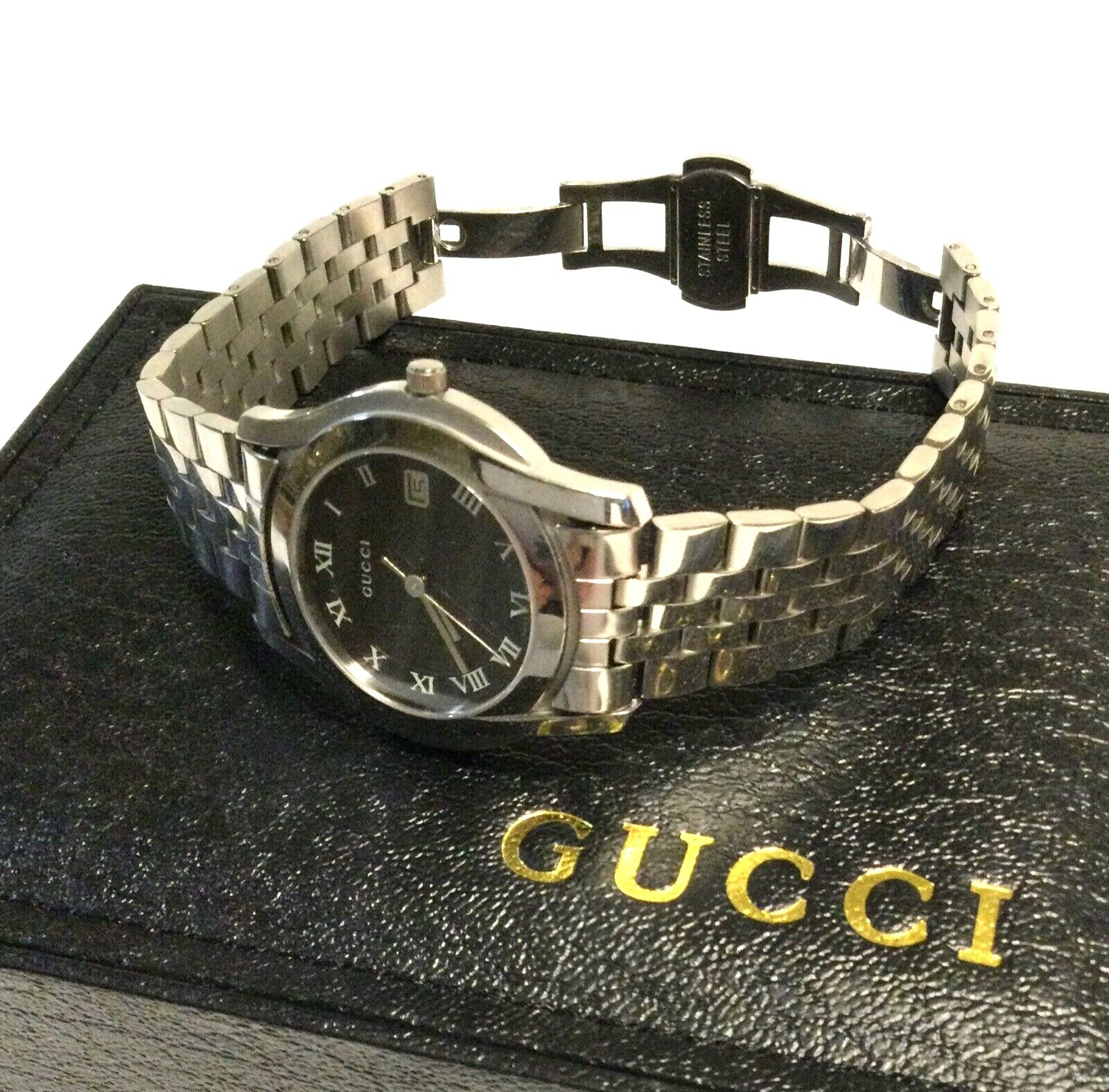 GUCCI 5500 SWISS MADE WATCH Small Black Dial Roman Numerals Stainless Case Band