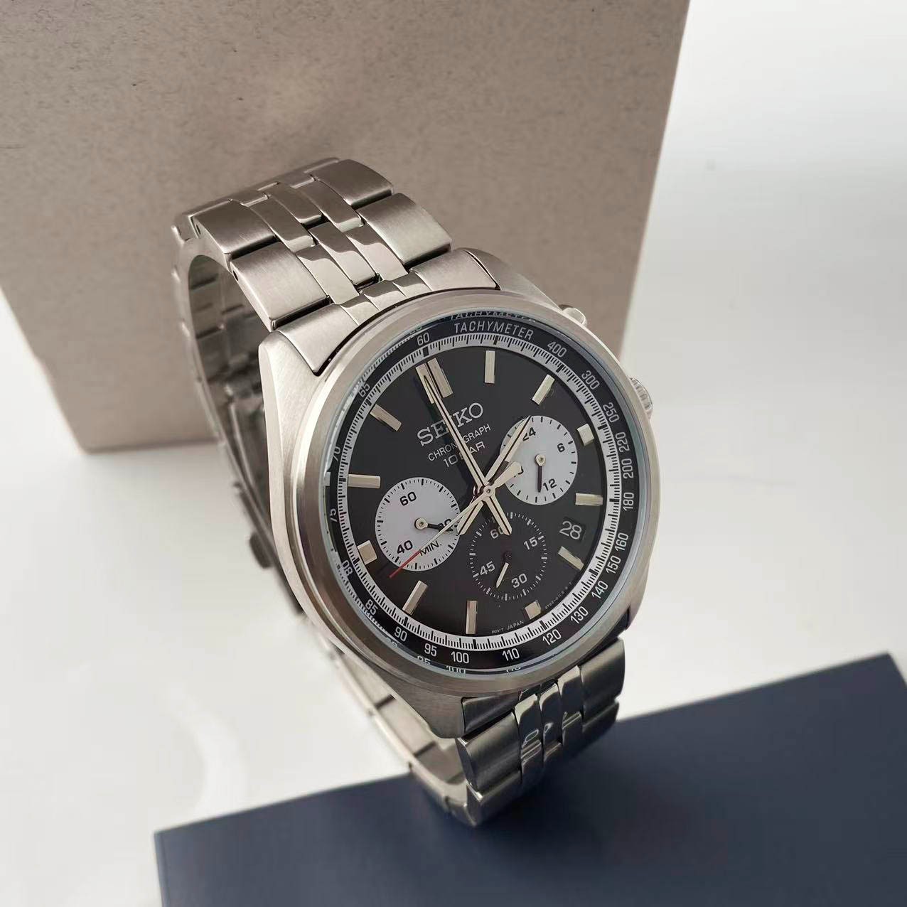 New Seiko Essentials SSB429 Black Dial Stainless Steel Men’s Quartz Watch 41.5mm