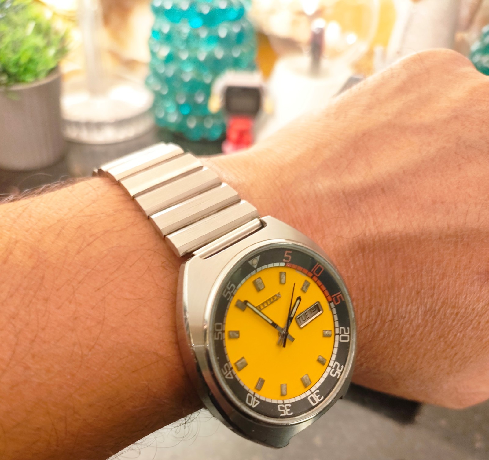 1978 Vintage Yellow Dial Automatic Citizen Bullhead Challenge Timer Day& Date