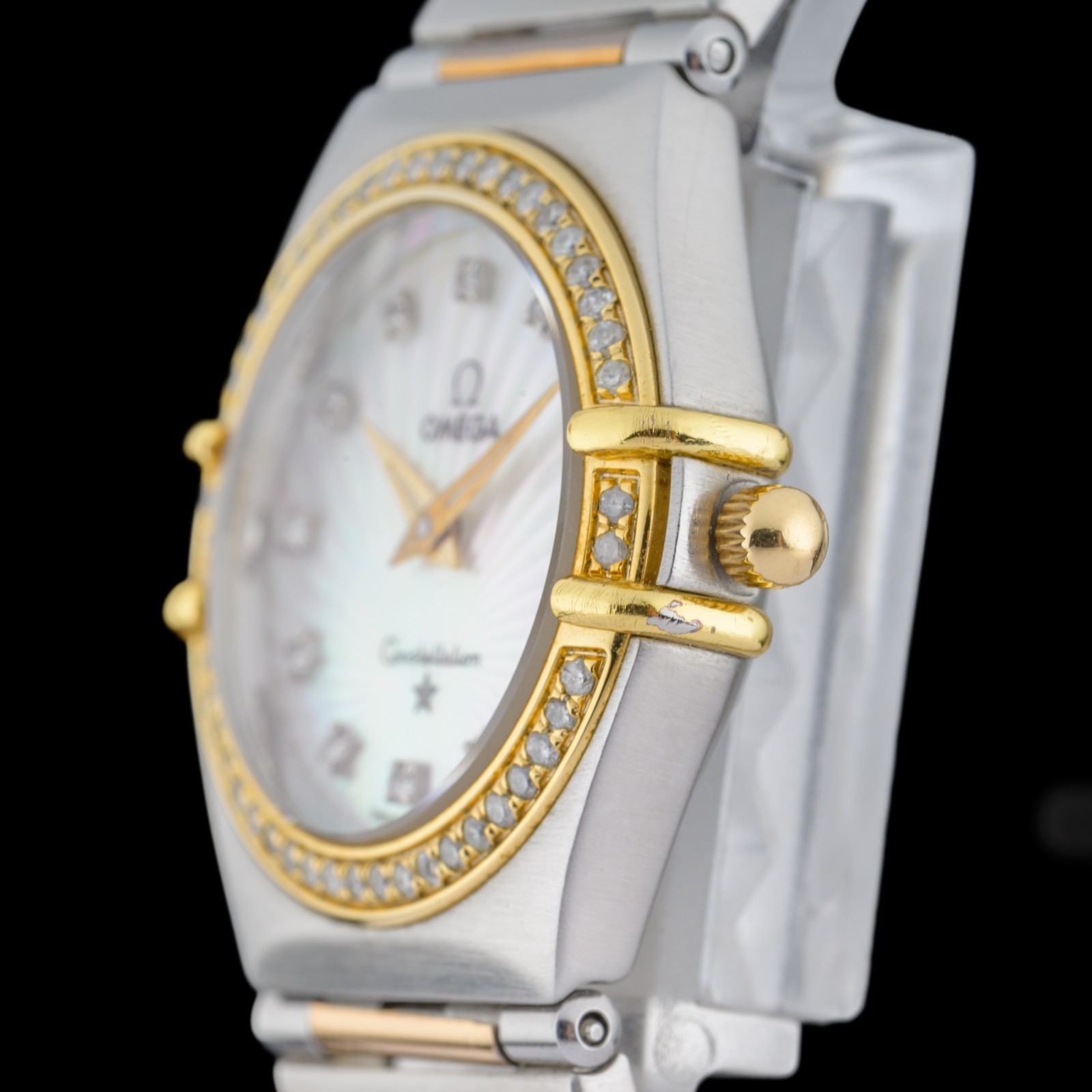 OMEGA Constellation 18k Custom Diamond Dial 23mm Ladies Quartz Watch