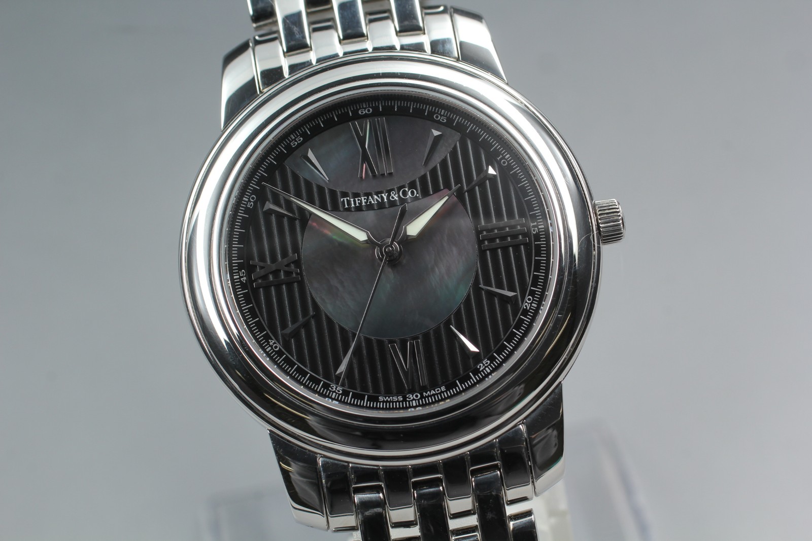 TIFFANY & Co. Mark Z0046.17.10A90.A00A Quartz Swiss Men’s Watch [ Box Damaged ]