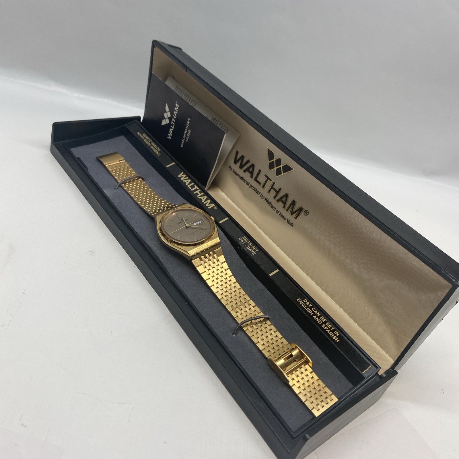 New Old Stock Waltham V0834-001 Gold Tone Quartz Day Date Watch Box