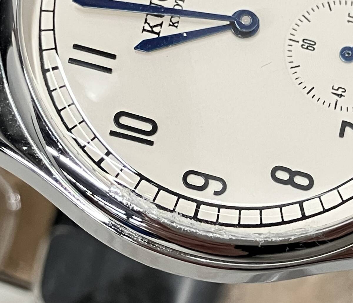 KUOE KYOTO OLD SMITH 90-001 Quartz Watch Black Band Cream Dial Blue Needle 35mm