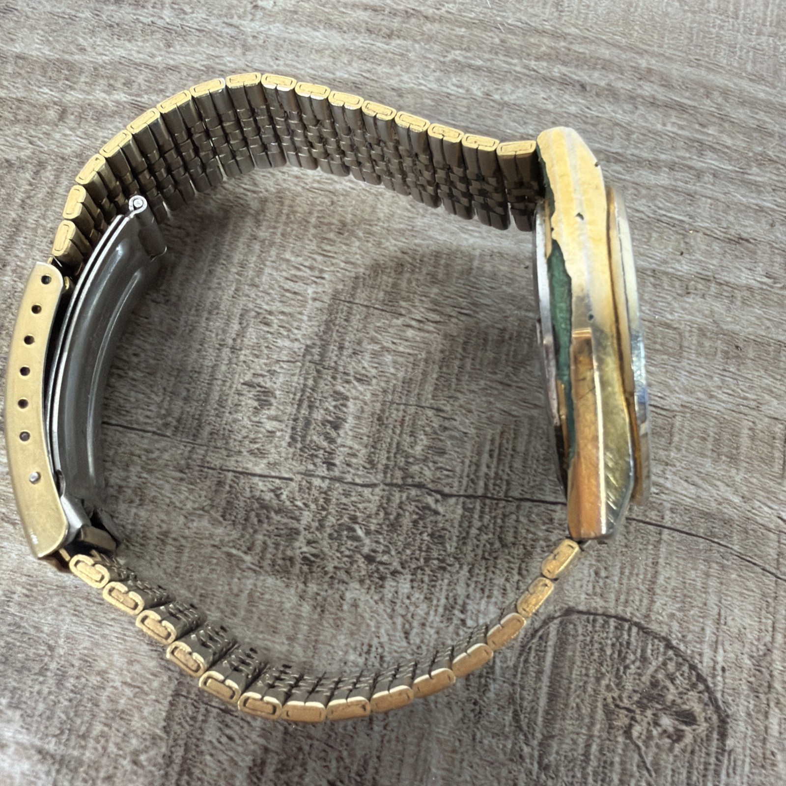 CITIZEN 6101-S16903 Gold Wrist Watch Day Date Indicator SEE DESCRIPTION