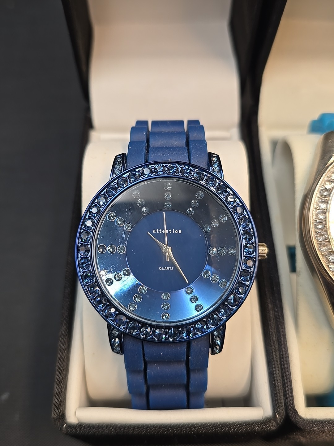 Massini Womens Blue Navy White Plastic Rubber Metal Watch Lot Of Two