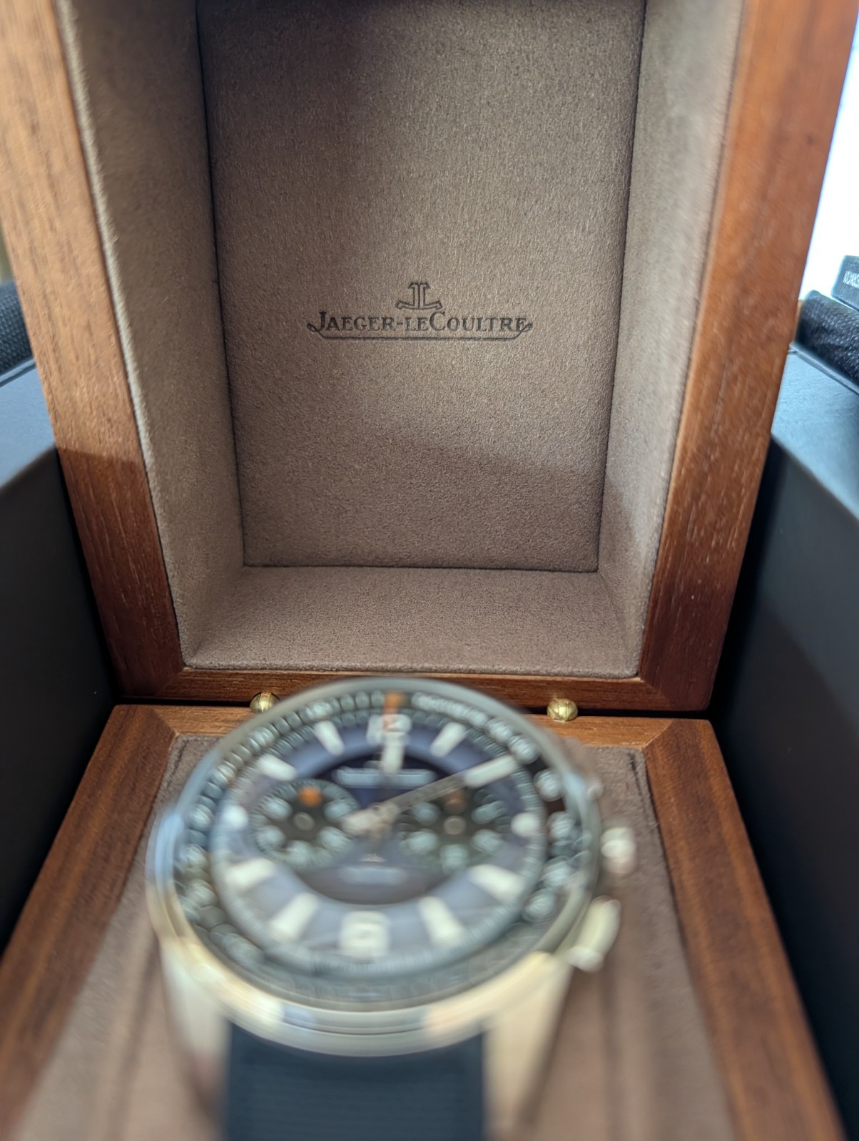 Brand New: Jaeger-LeCoultre Polaris Chrono – Full Set – 2026 Card