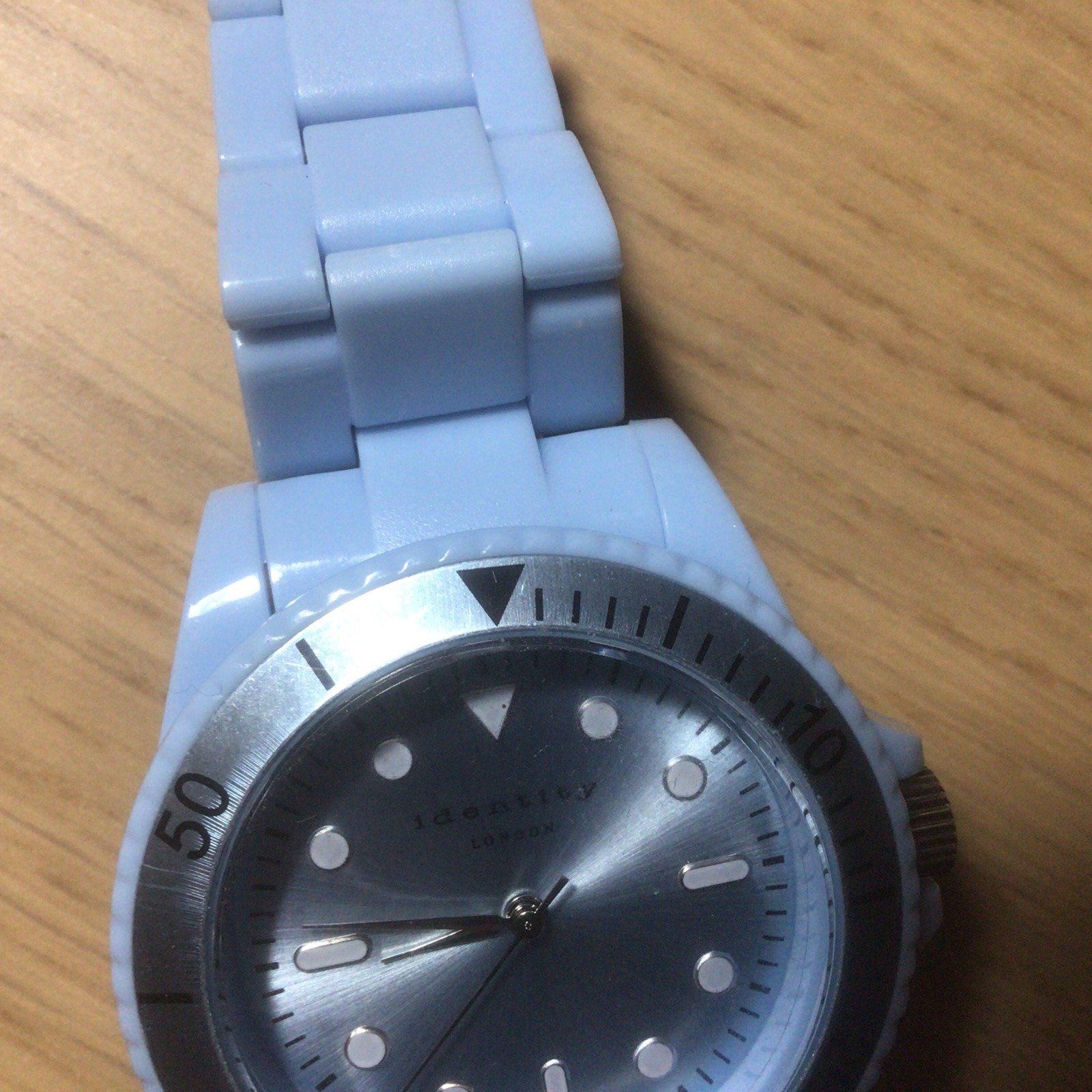 Identity London Women’s Quartz Watch, Working, New Battery, Nice Used Condition
