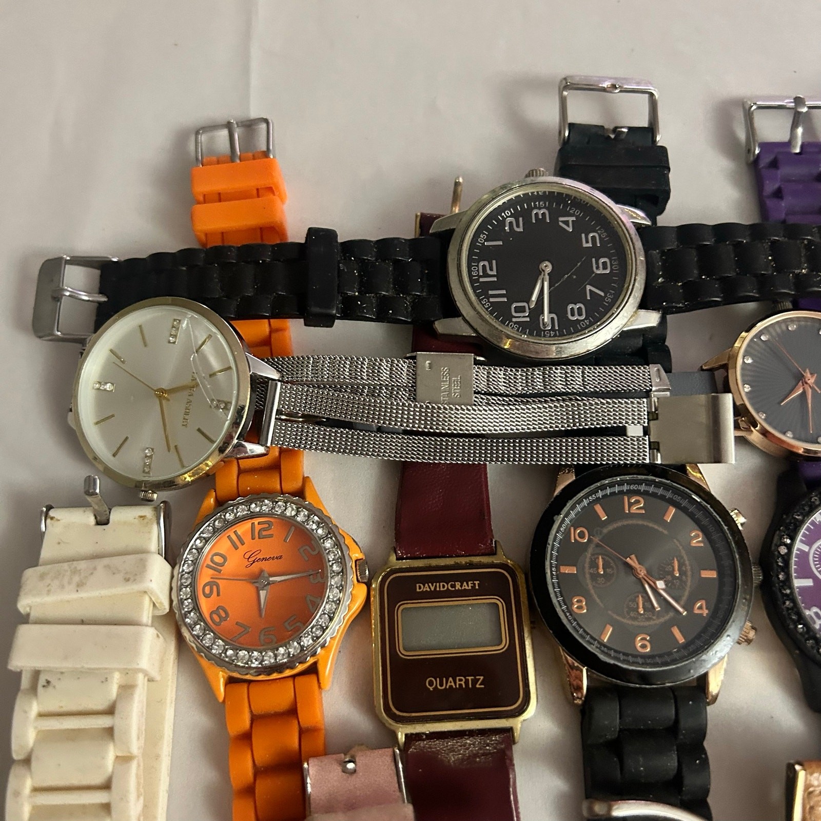 Assorted Watches Used Not Working For Parts Or Pieces lot 15