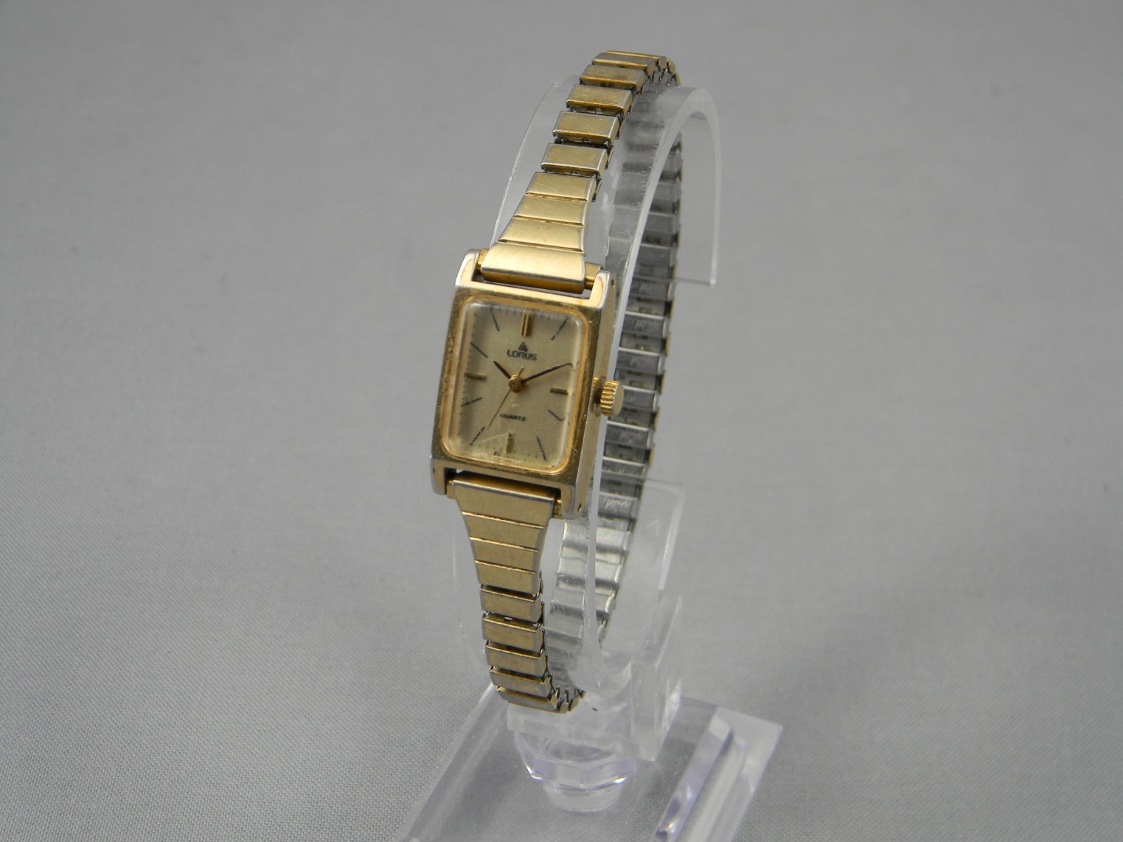 Vintage Lorus by Seiko Watch Women 16mm Gold Tone Stretch Band New Battery 5.5″